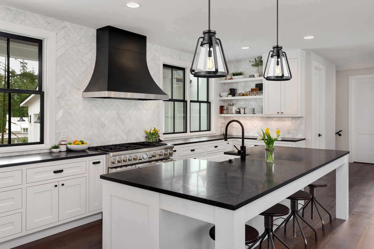Everett - 1 Light 14" Pendant - Matte Black with Clear Glass